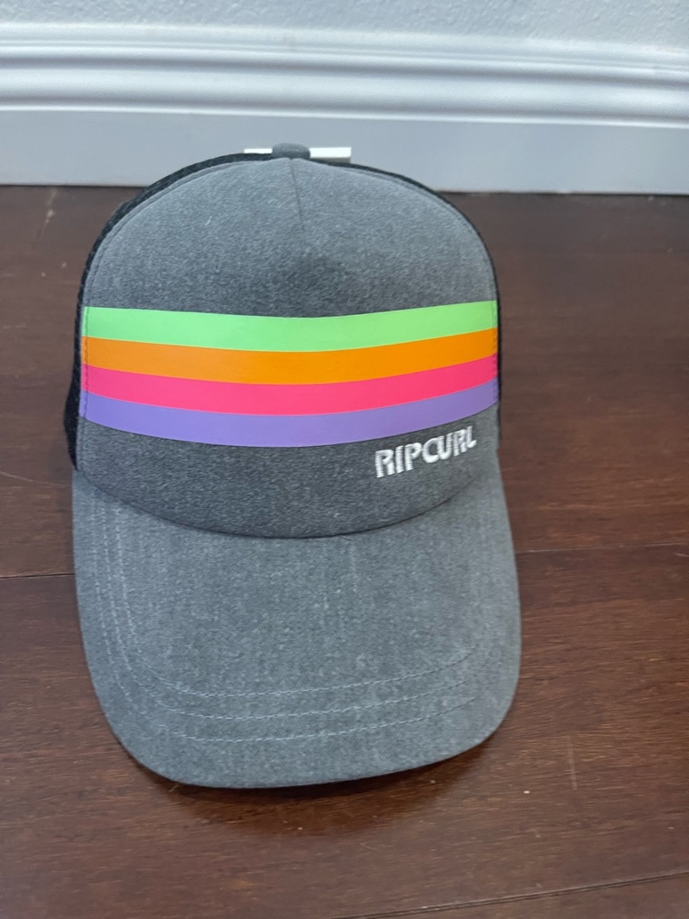rip curl rainbow trucker hat nwt